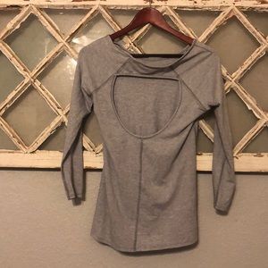 Gray lululemon top